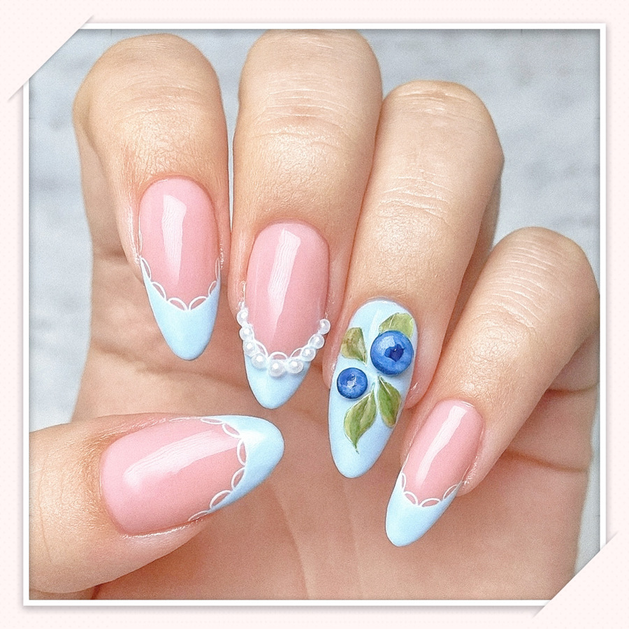 Hollywood-Nails-of-Brookside-4-90q-w576.jpg